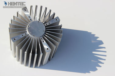 6060 6061 van de Uitdrijvingsprofielen van Aluminiumheatsink het Ponsenmachines ROHS/SGS