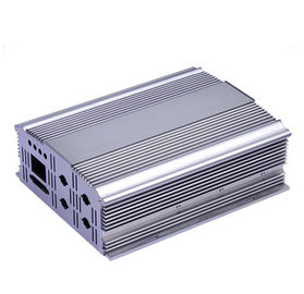 De zilverachtige Oppoetsende Dekking van het de Profielenaluminium van de Aluminiumuitdrijving