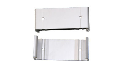 Aangepast Industrieel 6063 Aluminium Uitgedreven Profiel met Malen/het Boren
