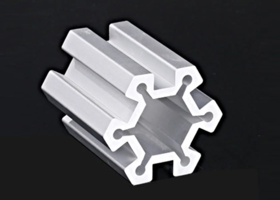 Het geanodiseerde de 4-as van de Uitdrijvingsprofielen van Aluminiumheatsink CNC Machinaal bewerken