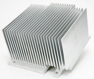 6063 6061 6005 de Uitdrijvingsprofielen van Aluminiumheatsink voor Malen het Boren Buigend Proces