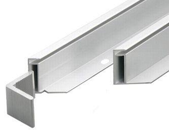 Het zilverachtige Geanodiseerde Kader van het Aluminiumzonnepaneel met Schroef Gezamenlijke/Hoek Zeer belangrijke Verbinding