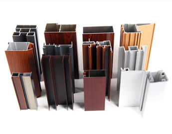 Het Aluminiumprofiel van de poedernevel Met een laag bedekt Bouw/Aangepaste Secties