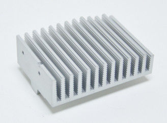 Uitgedreven de Uitdrijvingsprofielen van Aluminiumheatsink met het Anodiseren/CNC het Machinaal bewerken