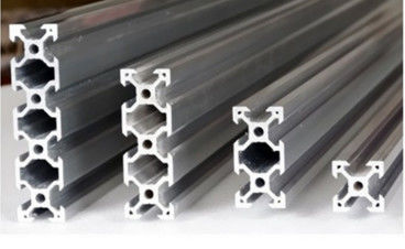 De zilverachtige Geanodiseerde Profielen van de Aluminiumuitdrijving voor Productielijn, t-het Profiel van het Groefaluminium