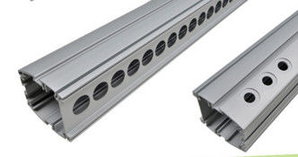 Het poeder schilderde Holle de Uitdrijvingenlegering 6063/6061/6005 van het Kolomaluminium