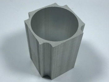 Geanodiseerd Uitgedreven OEM van de Aluminiumbijlage Uitdrijvingsprofiel met het Gebeëindigde Machinaal bewerken