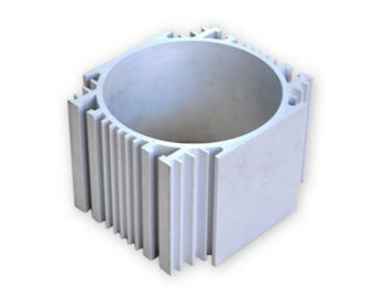 Zilverachtige Geanodiseerde CNC die 6063 Aluminiumcilinder Shell voor Automobiel machinaal bewerken