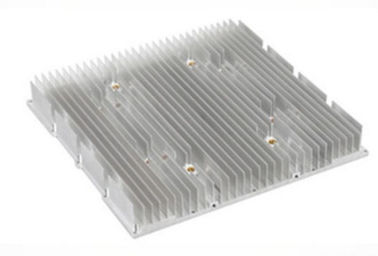 Aangepaste de Uitdrijvingsprofielen van Aluminiumheatsink/CNC Hoge Precisie die Deel machinaal bewerken