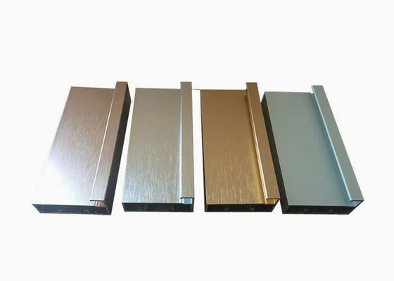 Geborsteld en gekleurd geanodiseerd industrieel aluminium geextrudeerd profiel met CNC-bewerking