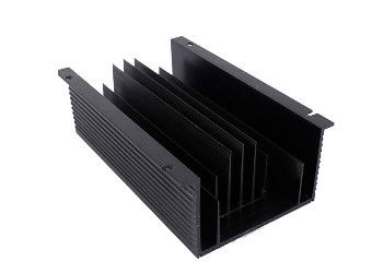 Elektrodekking Uitgedreven Aluminiumprofielen met CNC die, PCB-Dekking machinaal bewerken