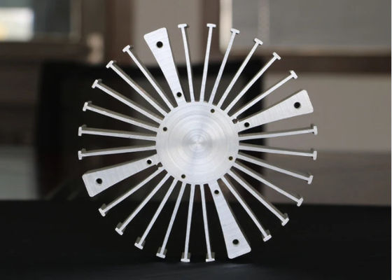 Zilverachtig Geanodiseerd Geleid van de Uitdrijvingsprofielen van Aluminiumheatsink de Douaneontwerp