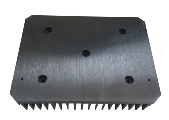6061 Zwarte Geanodiseerde Heatsink de Uitdrijvingsprofielen van T5 voor Waterkoeler