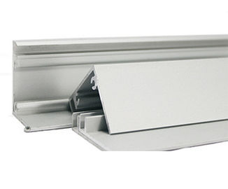 Het zilverachtige Aluminium van Zonnepaneelkaders met Gebeëindigde Mchining